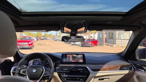 2019 BMW 5 Series 530i