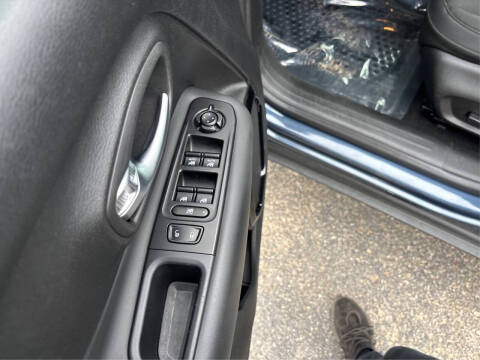 2022 Jeep Renegade Altitude