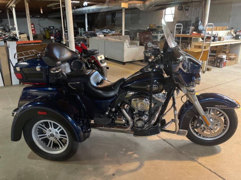 2012 Harley-Davidson Tri-Glide FLHTGUTG