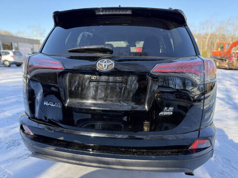 2017 Toyota RAV4 LE