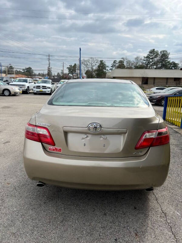 2009 Toyota Camry XLE photo 5