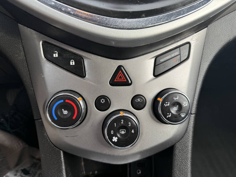 2019 Chevrolet Sonic LT Auto