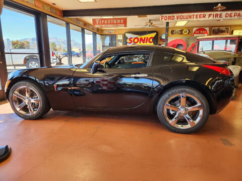 2009 Pontiac Solstice for sale at Richardson Motor Company in Sierra Vista AZ