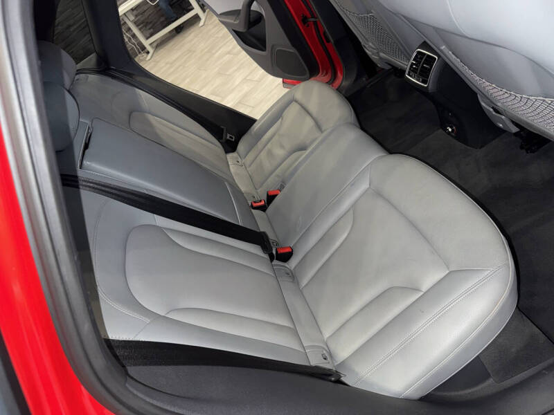 2018 Audi Q3 2.0T Premium