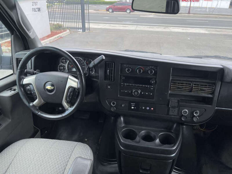 2018 Chevrolet Express 2500