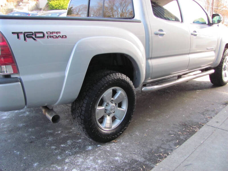 2012 Toyota Tacoma Base photo 10