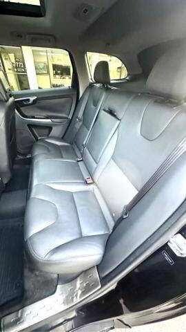 2015 Volvo XC60 T6 Platinum