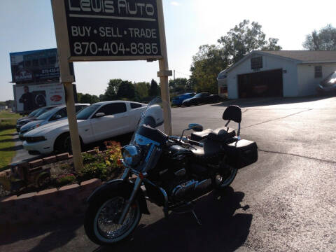 2017 Suzuki Boulevard  for sale at Lewis Auto in Mountain Home AR