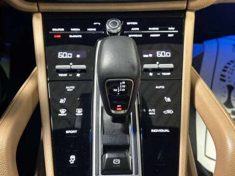 2022 Porsche Cayenne