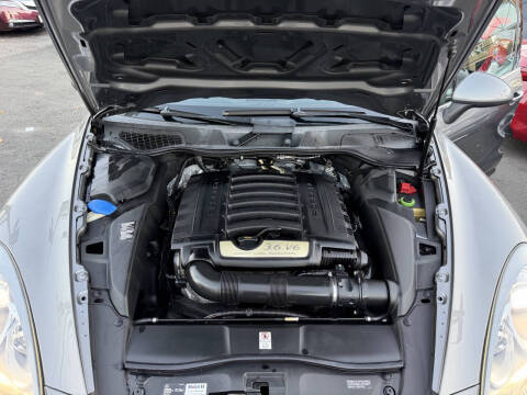 2012 Porsche Cayenne Tiptronic