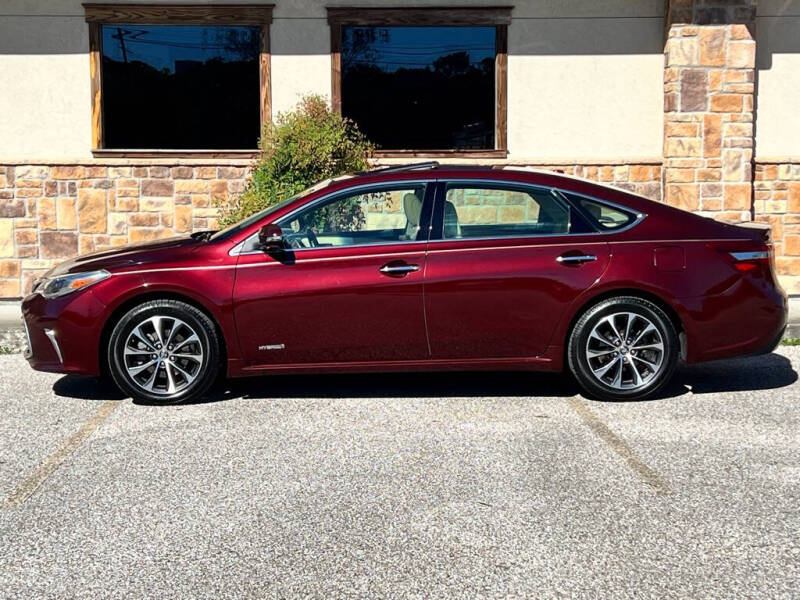 2016 Toyota Avalon XLE Premium photo 2