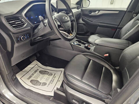 2025 Ford Escape Platinum