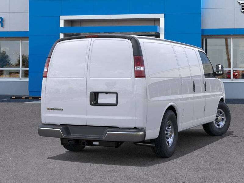 2026 Chevrolet Express 3500