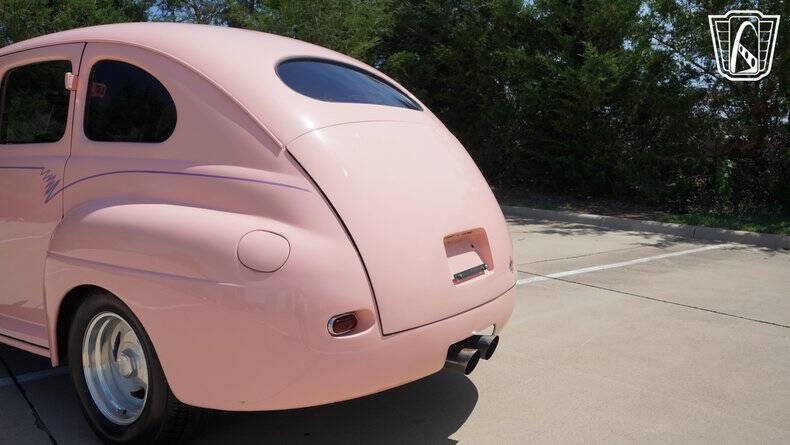 1947 Ford Customline