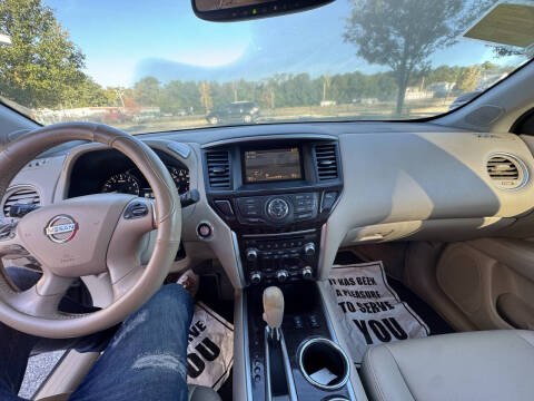 2014 Nissan Pathfinder SL