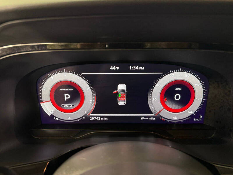 2023 Nissan Pathfinder Platinum