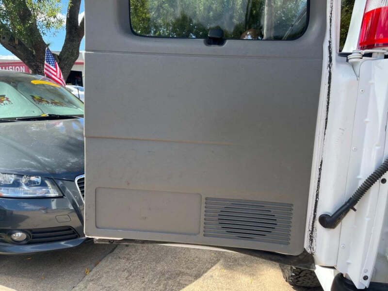 2020 Chevrolet Express LS 3500