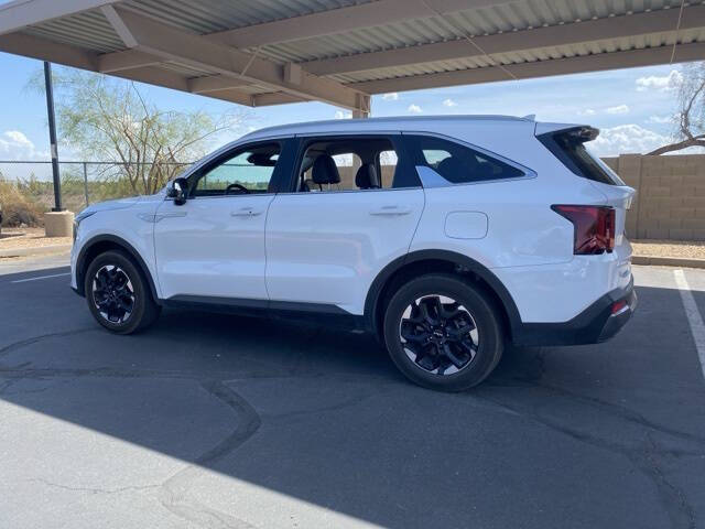 Used 2024 Kia Sorento S with VIN 5XYRLDJCXRG288745 for sale in Peoria, AZ