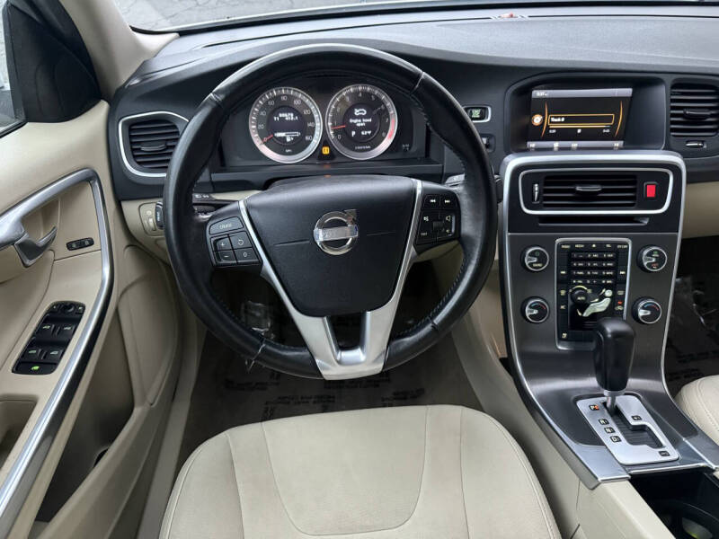 2012 Volvo S60 T5