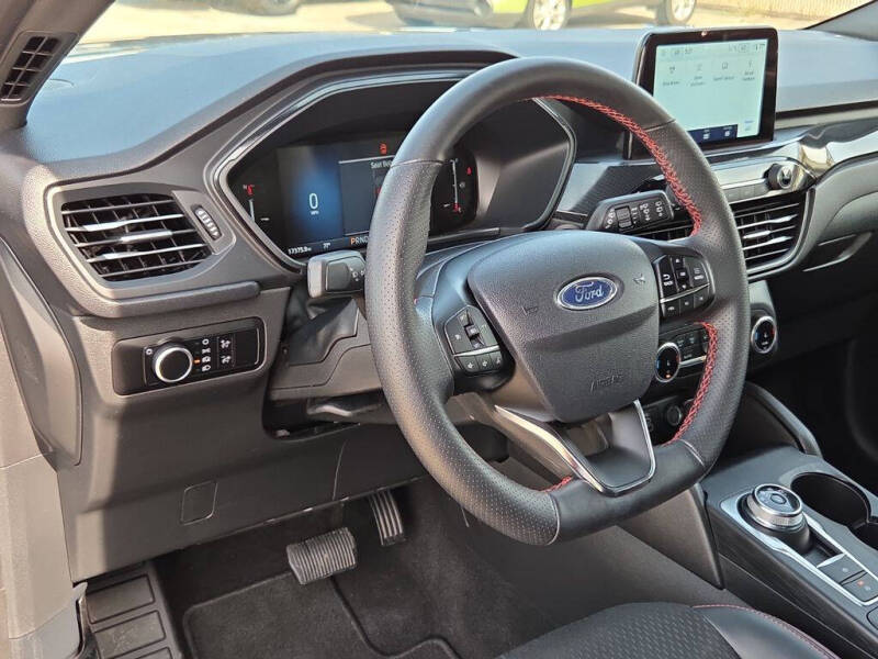 2025 Ford Escape ST-Line