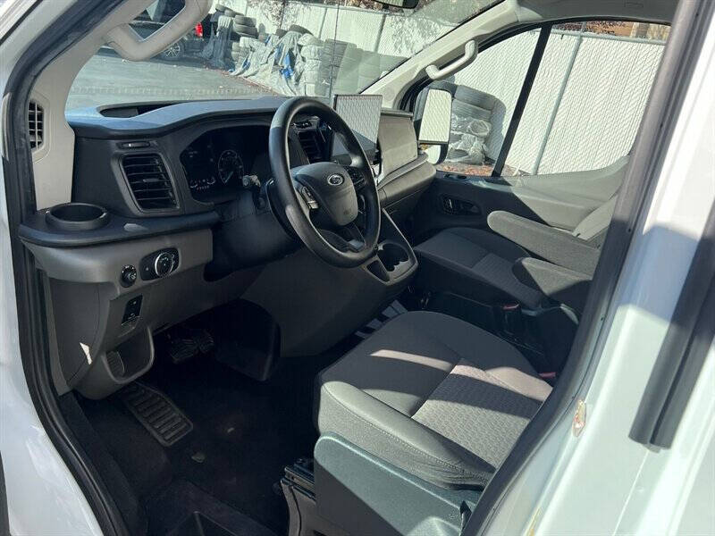 2023 Ford Transit 350 XLT