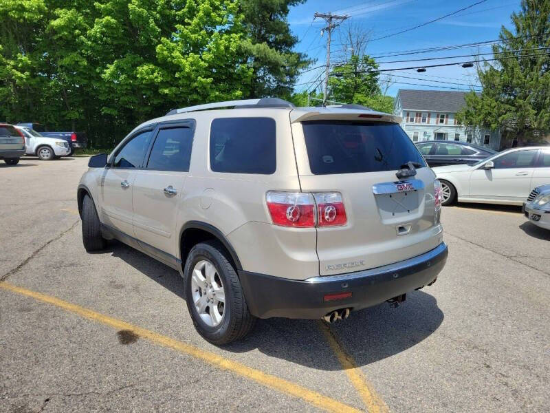 2011 GMC Acadia SLE
