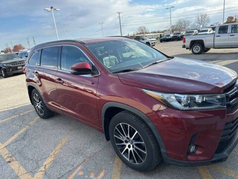 2017 Toyota Highlander SE
