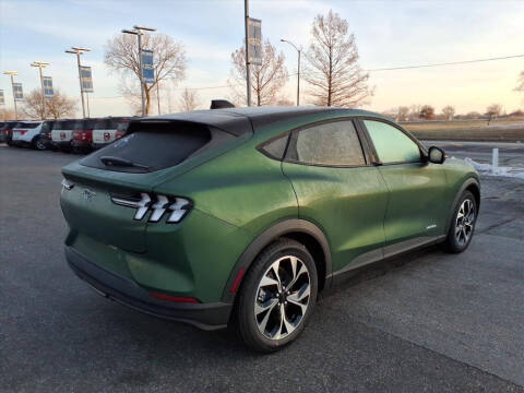2025 Ford Mustang Mach-E Select