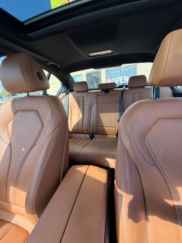 2019 BMW 5 Series 530e xDrive iPerformance