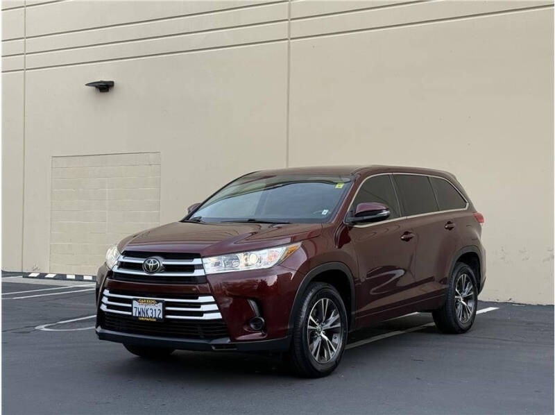 2017 Toyota Highlander LE