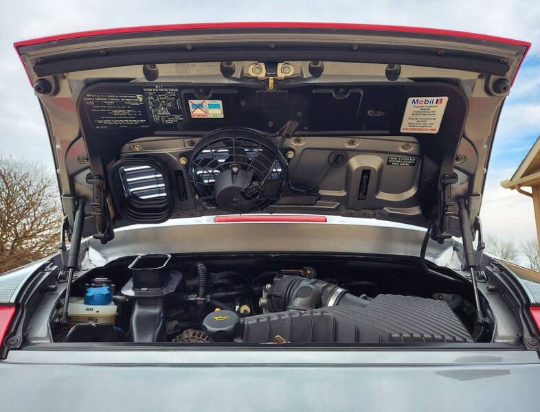 2004 Porsche 911 Carrera 4S