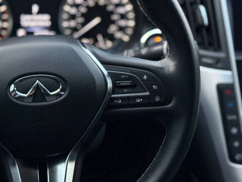 2021 Infiniti Q50 Luxe