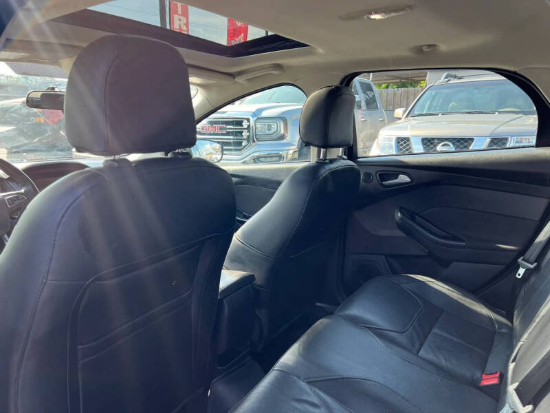 2017 Ford Focus Titanium