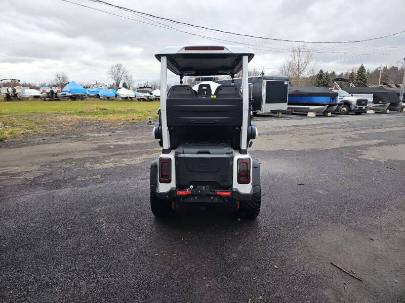 2025 Evolution D-Max 4