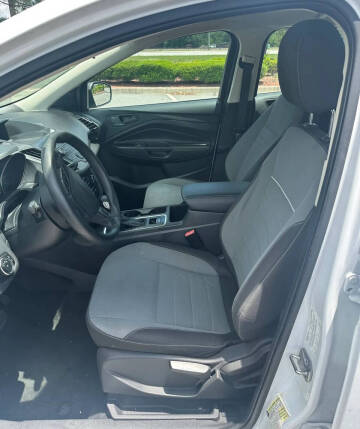 2017 Ford Escape S