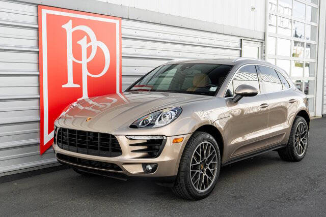 2017 Porsche Macan 42