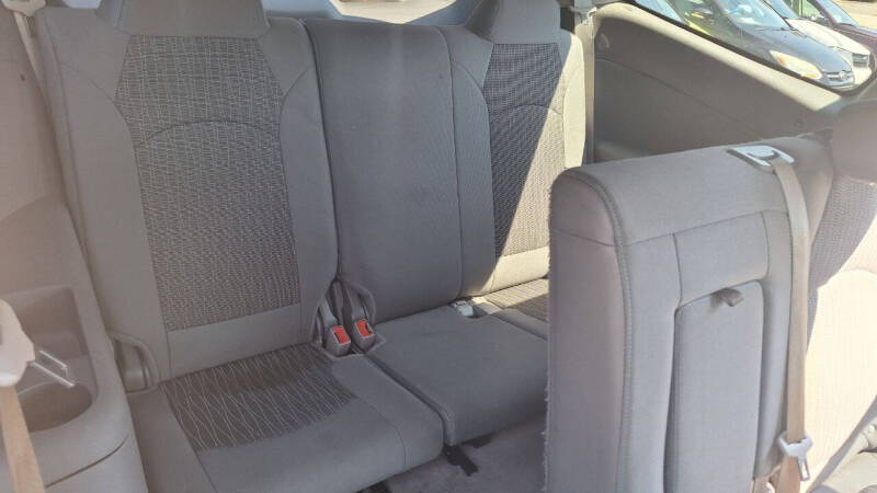 2017 Chevrolet Traverse LS