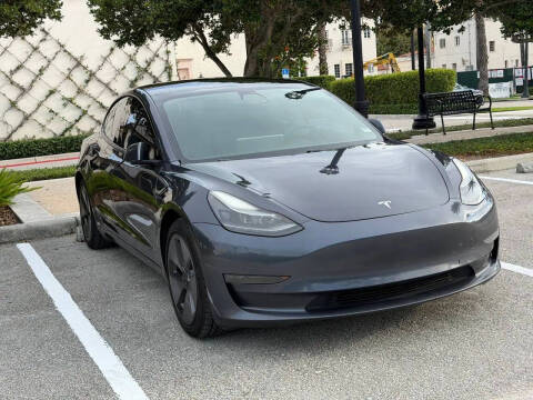 2021 Tesla Model 3 Standard Range Plus
