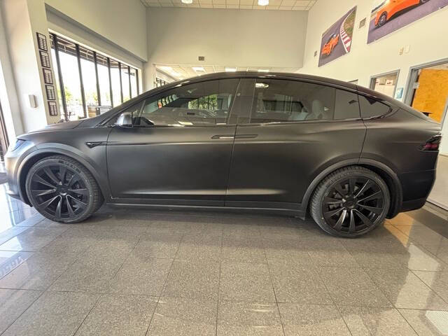 2023 Tesla Model X 2