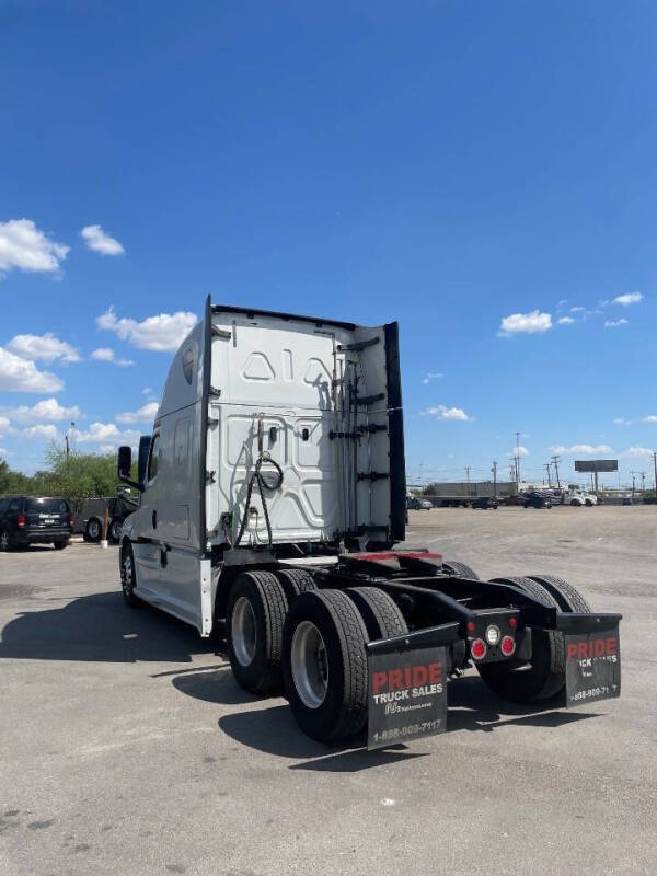 2019 Freightliner Cascadia