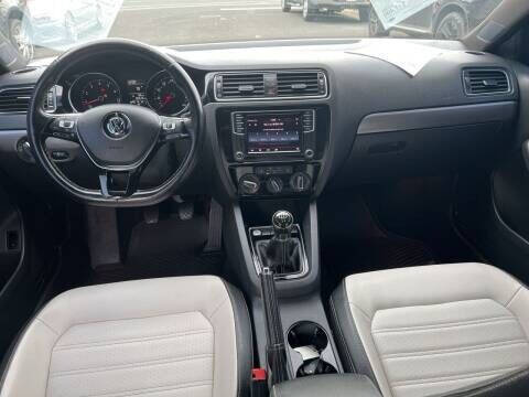 2016 Volkswagen Jetta 1.8T Sport