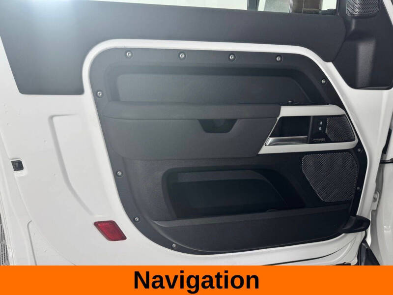 2023 Land Rover Defender 90 X-Dynamic SE