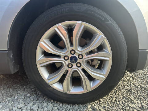 2020 Ford Edge Titanium