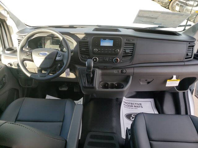 2025 Ford Transit