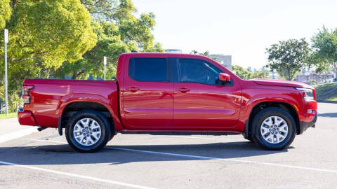 2022 Nissan Frontier SV