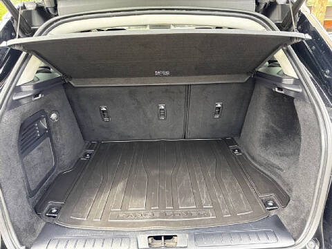 2019 Land Rover Range Rover Evoque SE Premium