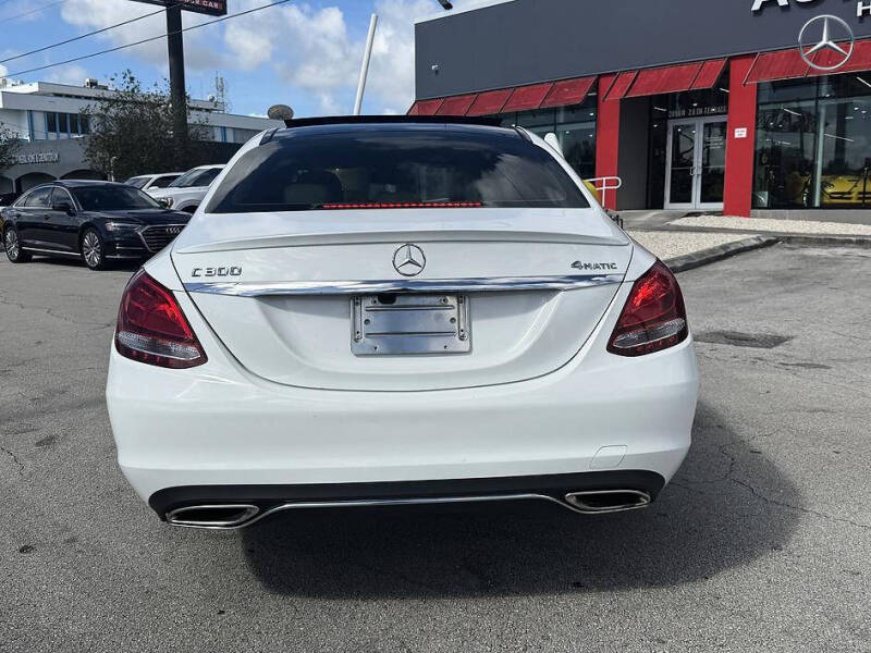 2016 Mercedes-Benz C-Class