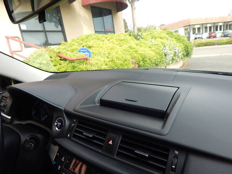 2012 Lexus CT 200h Premium