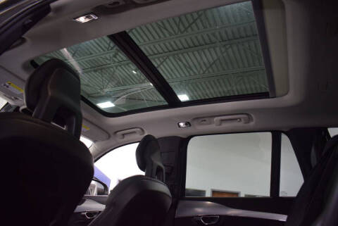 2018 Volvo XC90 T5 Momentum 7-Passenger