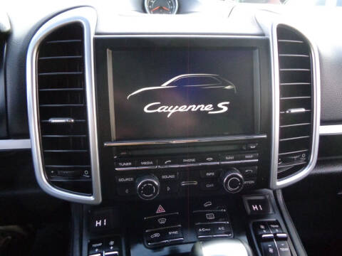 2016 Porsche Cayenne S